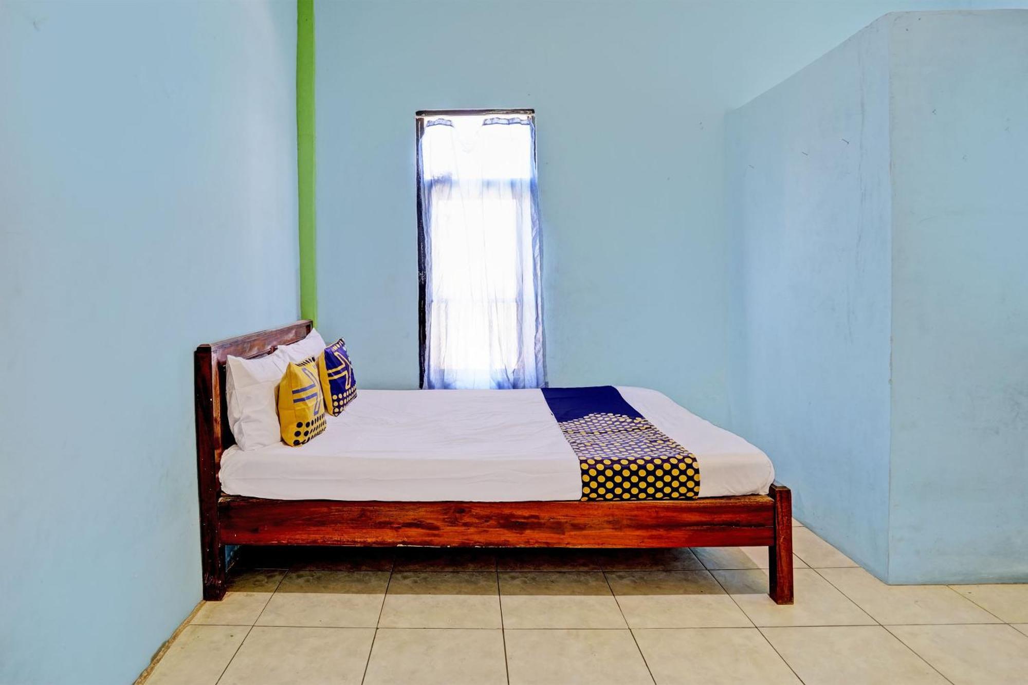 Oyo Life 93037 Nova Jaya Homestay Syariah Lamongan Zewnętrze zdjęcie