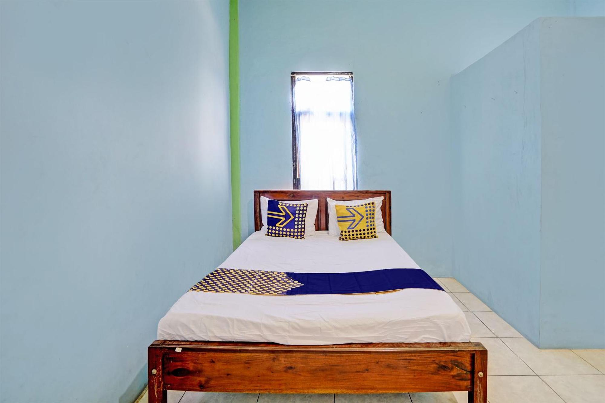 Oyo Life 93037 Nova Jaya Homestay Syariah Lamongan Zewnętrze zdjęcie